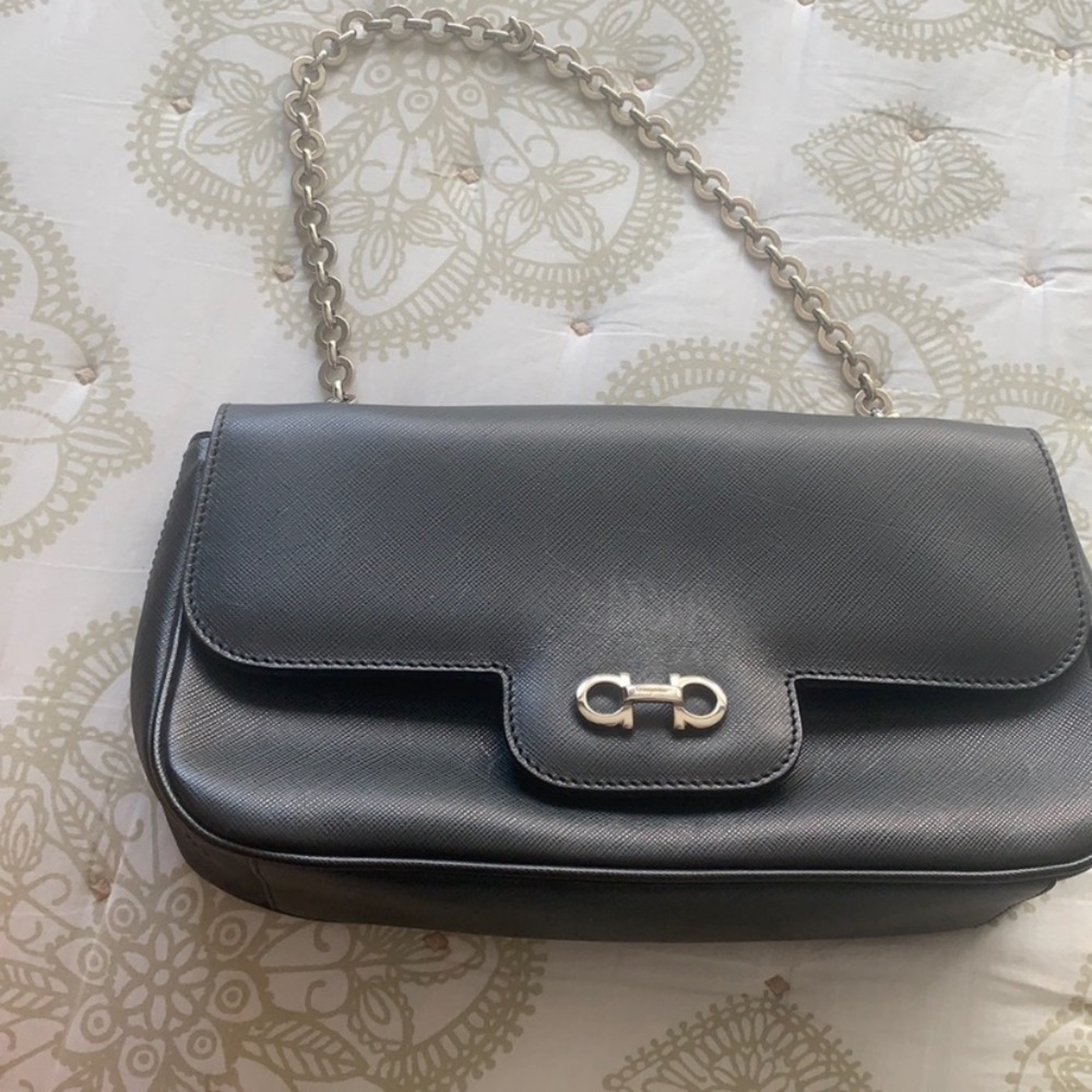 Black Ferragamo Luciana Leather Shoulder Bag